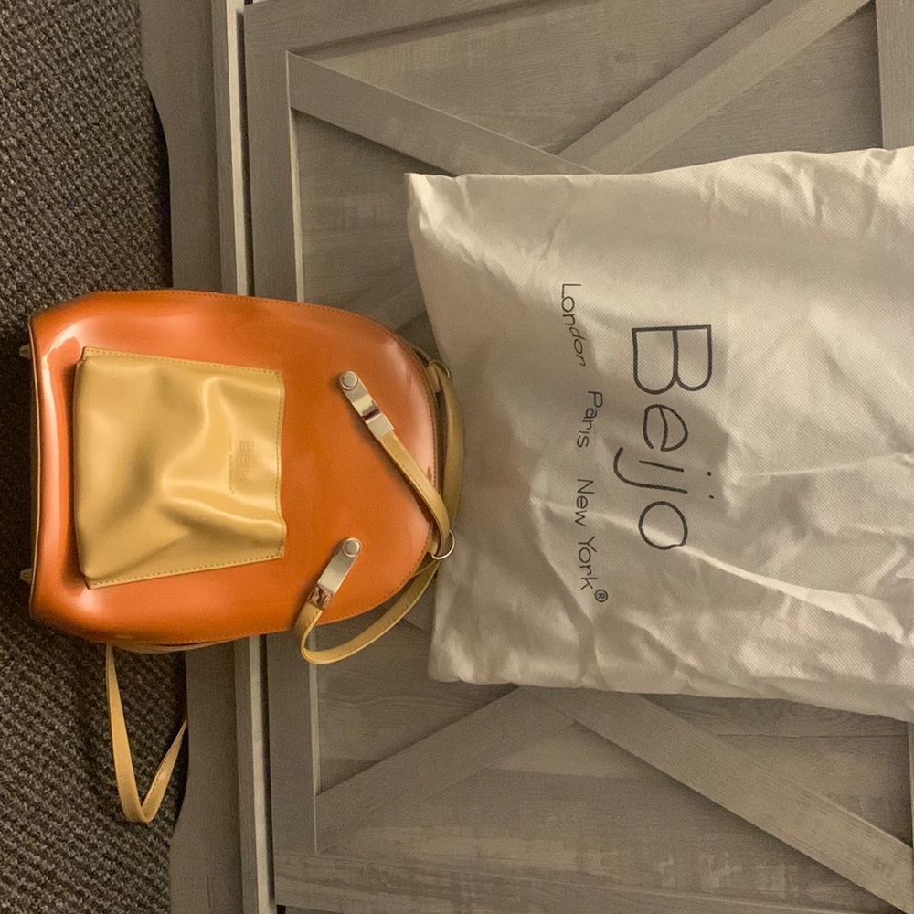Crossbody/backpack/shoulder purse